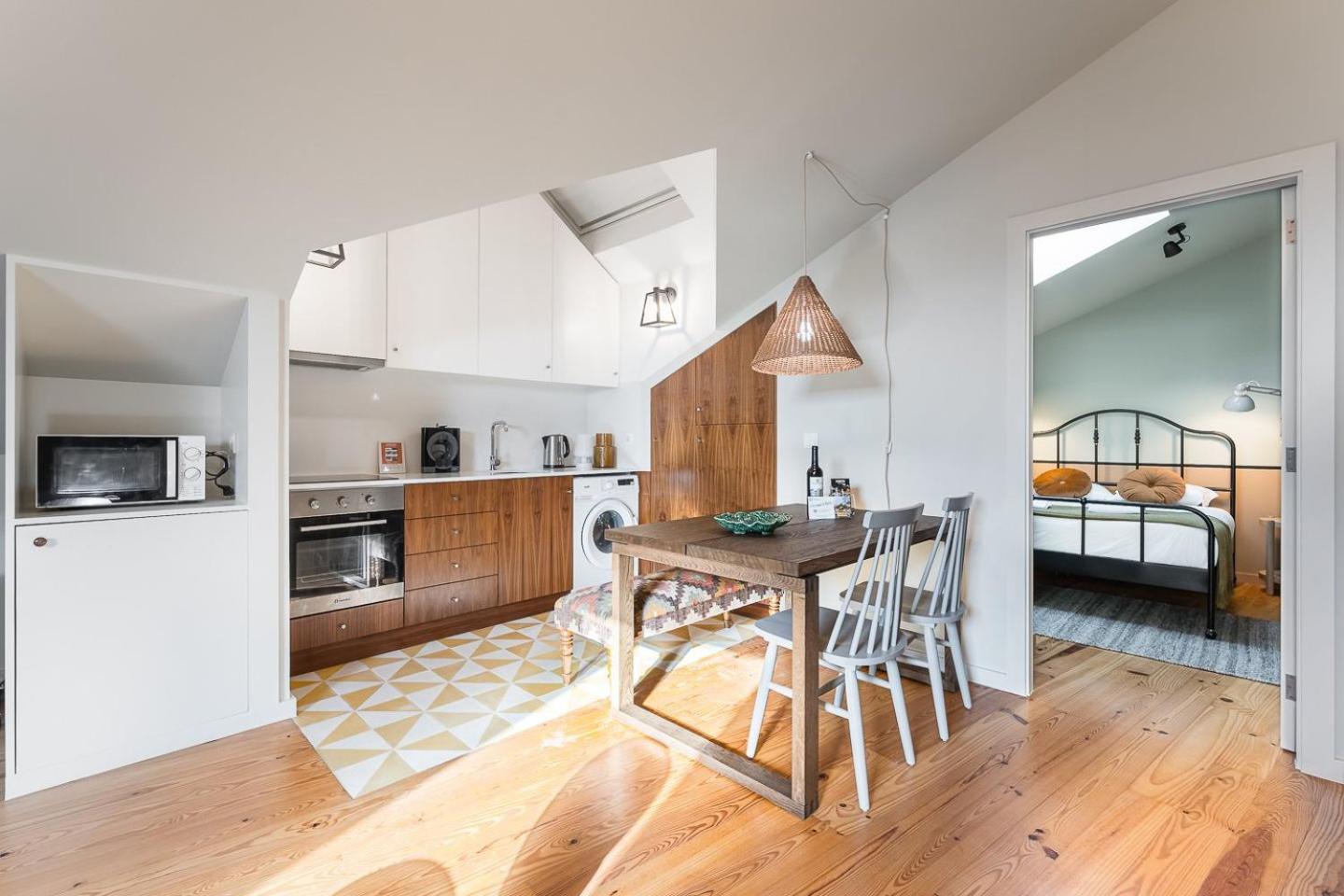 Guestready - Spacious And Modern Apt W/ Skylight Porto Luaran gambar