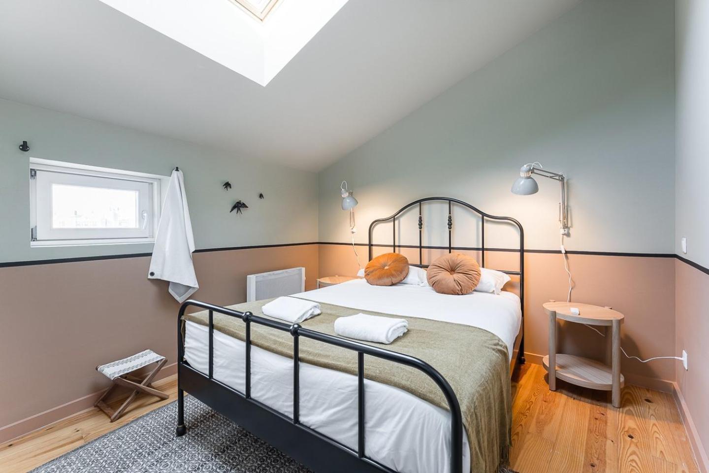 Guestready - Spacious And Modern Apt W/ Skylight Porto Luaran gambar